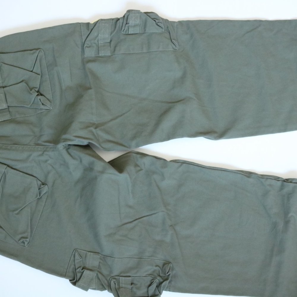 b.u.m pants - Picture 7 of 7